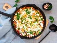 Shakshuka mit Tomaten und Zucchini Rezept